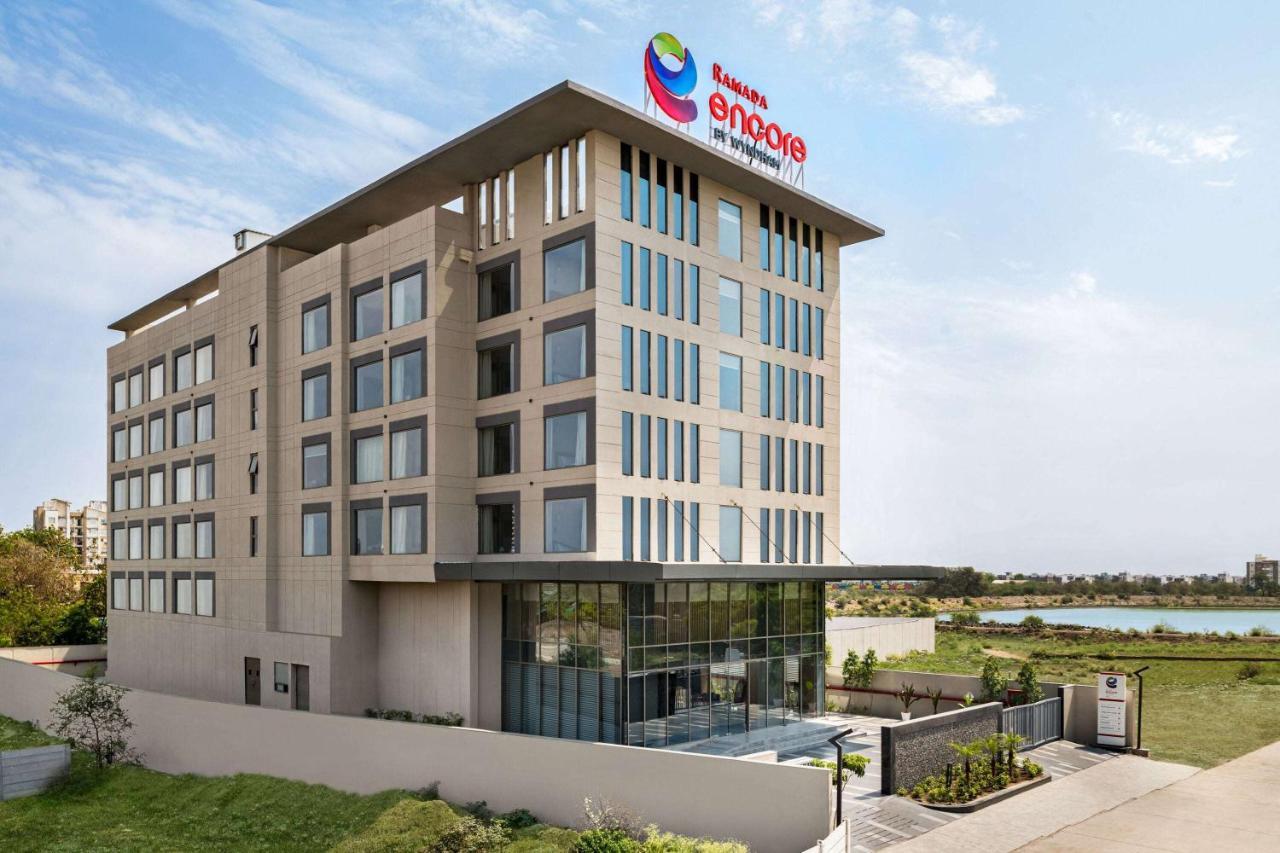 Ramada Encore By Wyndham Indore Nipania 외부 사진